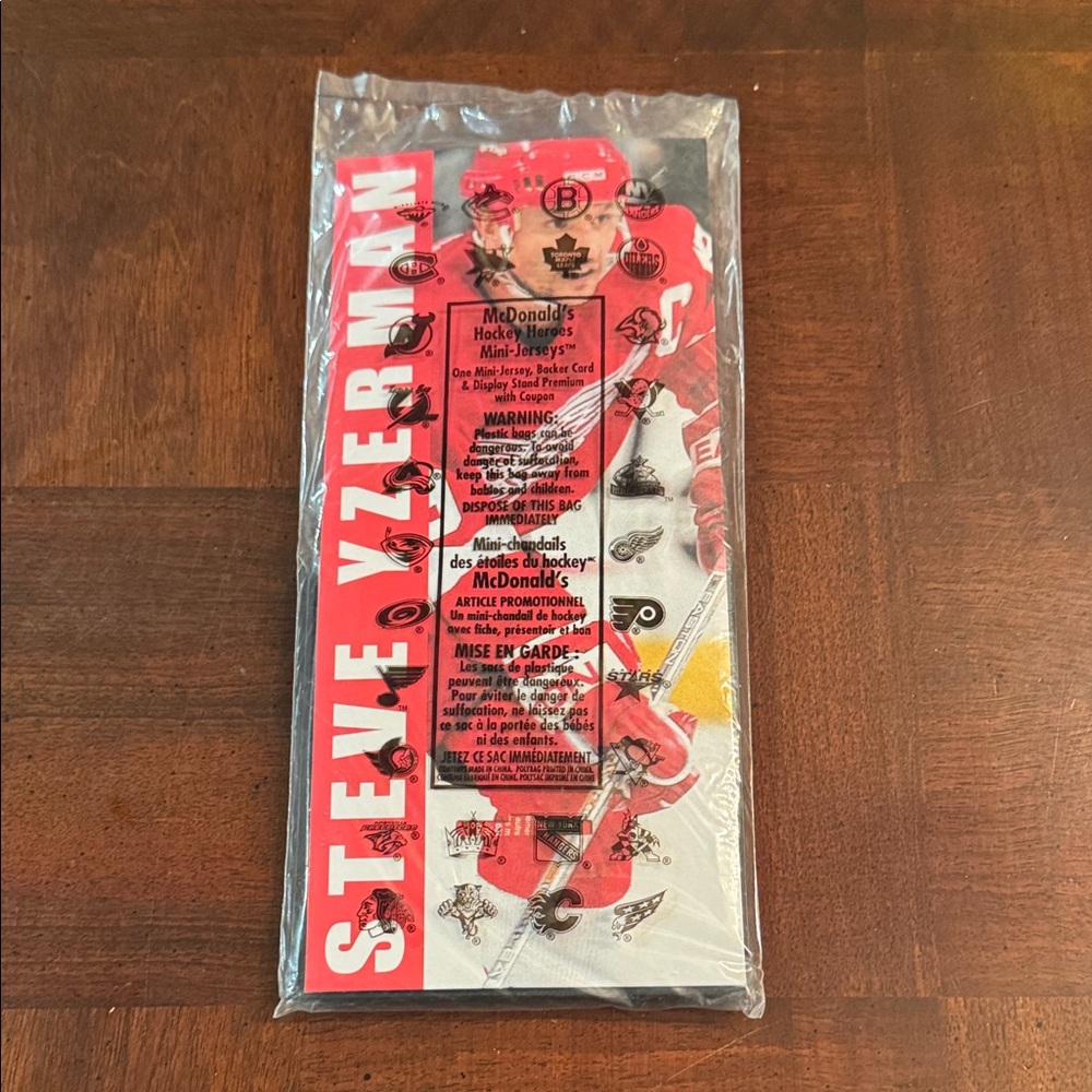 Tim Hortons 2003 Steve Yzerman Mini Jersey New Factory Sealed Hockey NHL